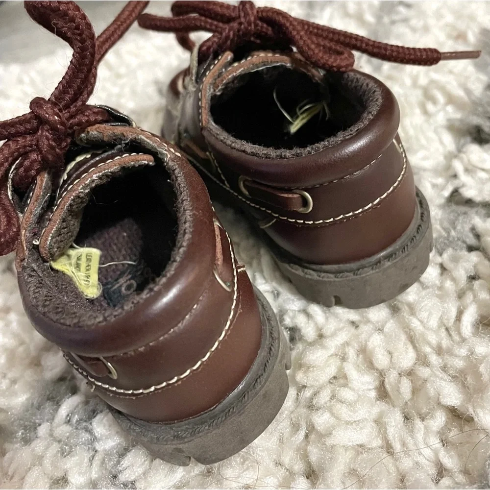 \Weebok\ by Reebok Baby Dress Shoes